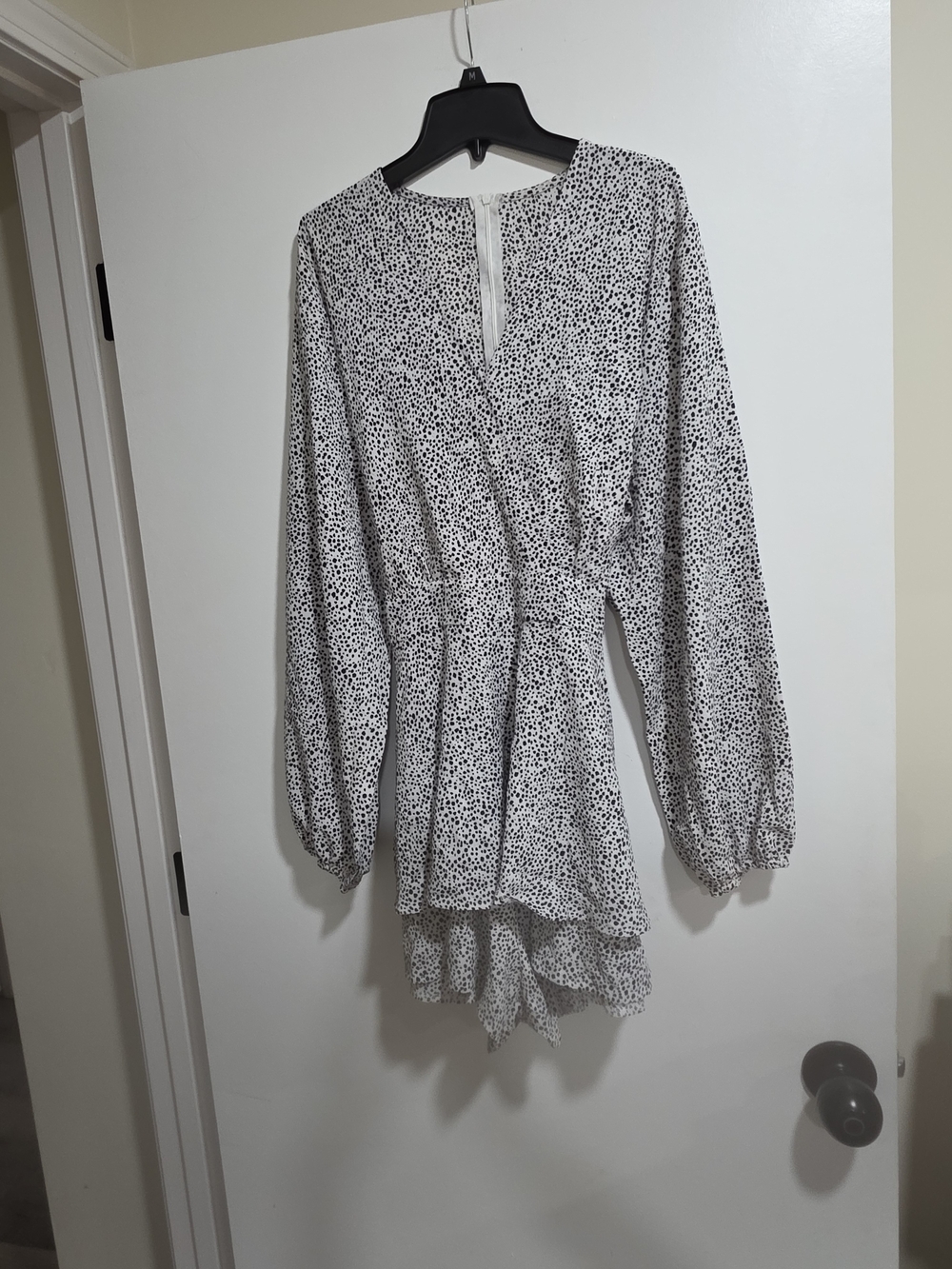 Black White Spotted Long Sleeve Romper XXL Surplice Ruffle Shorts